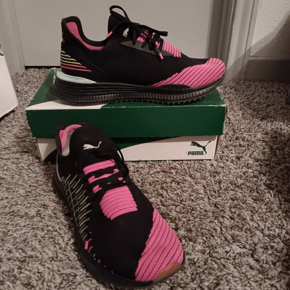 Puma shoes - Picture 4 of 4